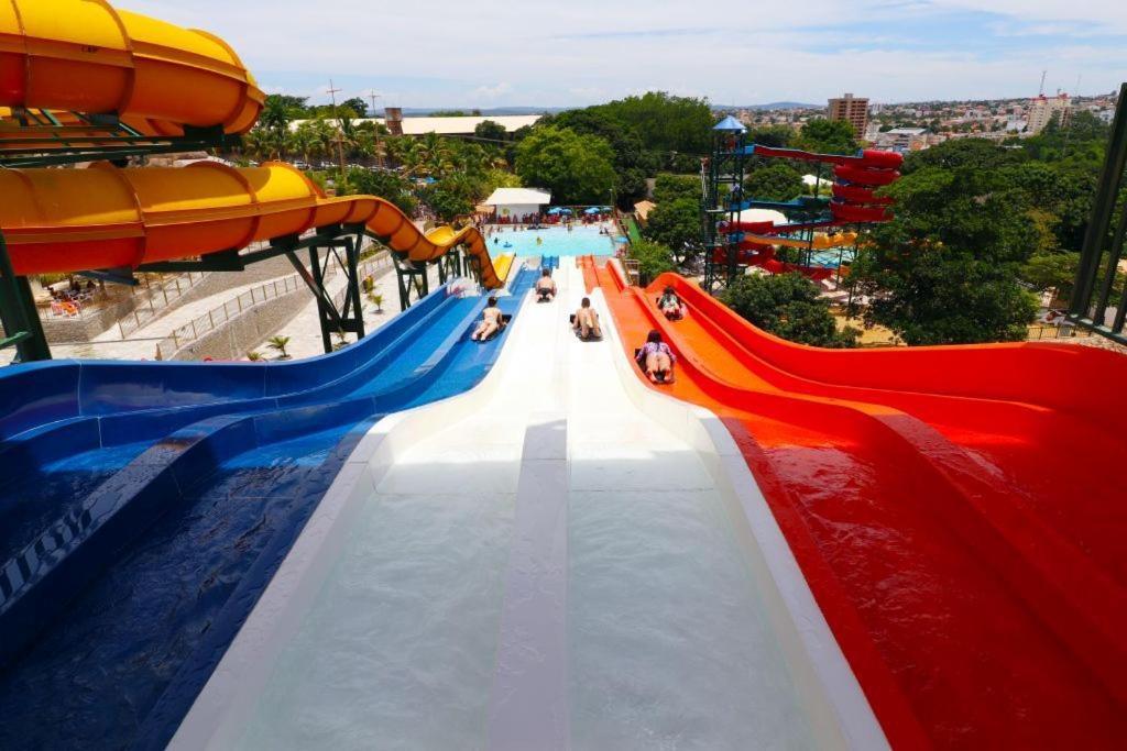 Appartamento Piazza Acqua Park Caldas Novas Esterno foto