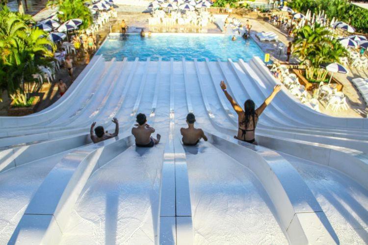 Appartamento Piazza Acqua Park Caldas Novas Esterno foto