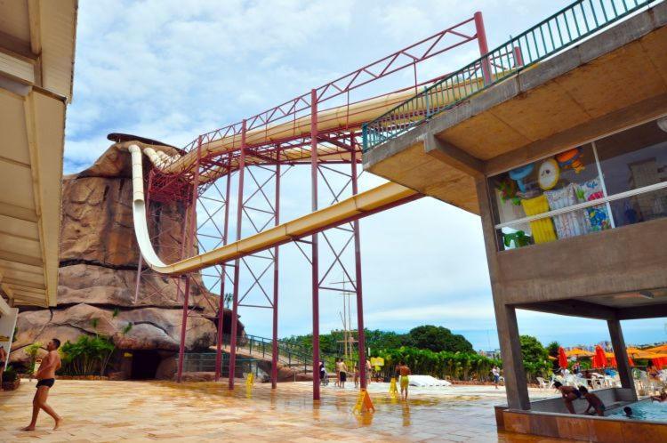 Appartamento Piazza Acqua Park Caldas Novas Esterno foto