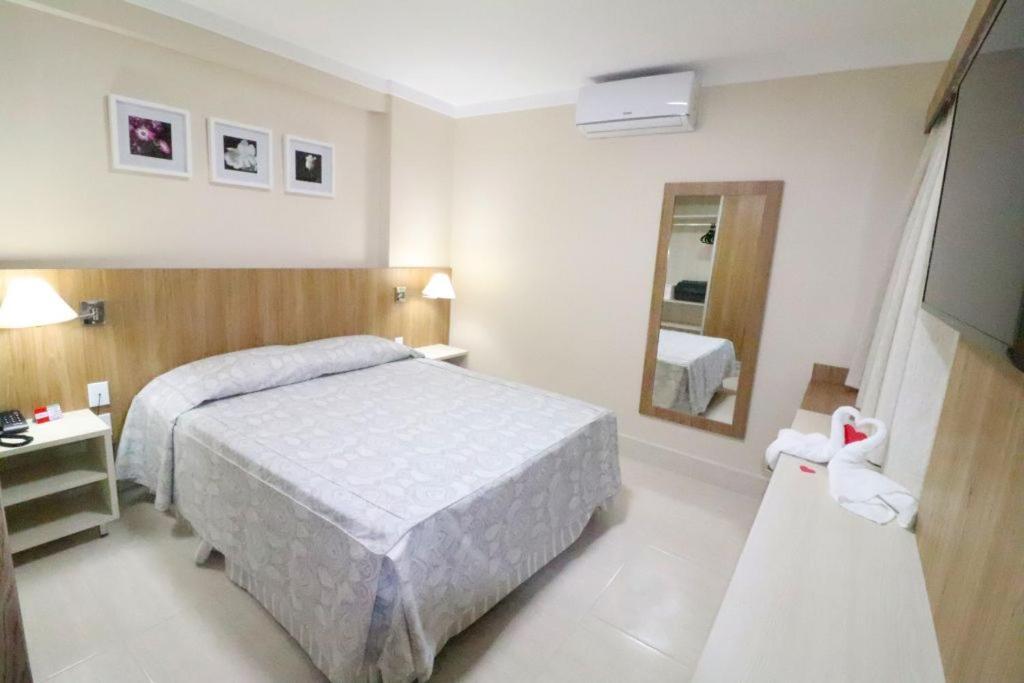 Appartamento Piazza Acqua Park Caldas Novas Esterno foto