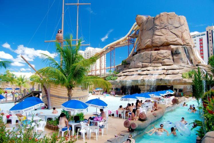Appartamento Piazza Acqua Park Caldas Novas Esterno foto