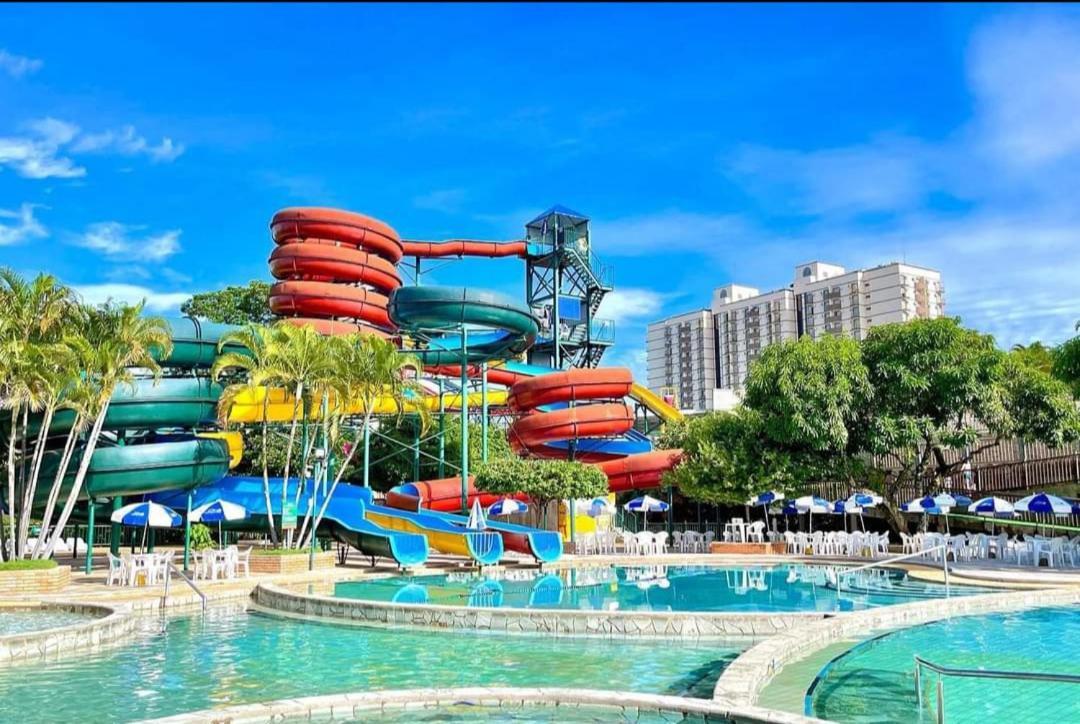 Appartamento Piazza Acqua Park Caldas Novas Esterno foto
